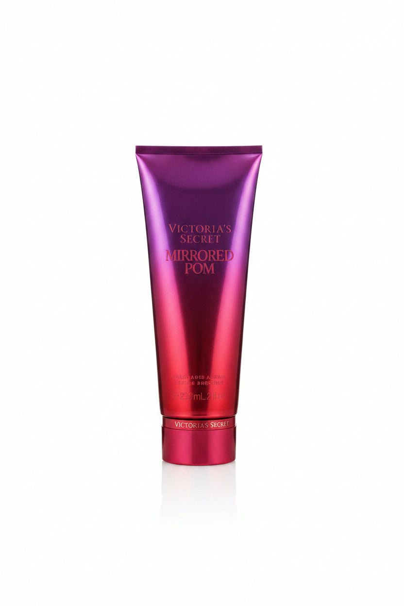 VICTORIA’S SECRET MIRRORED POM BODY LOTION