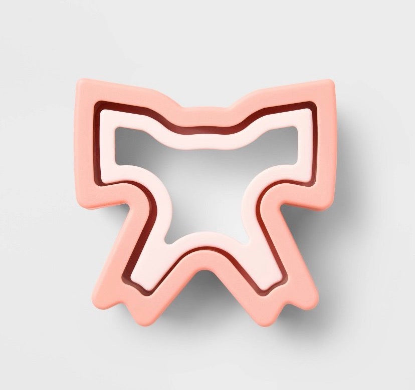 CAT & JACK SANDWICH CUTTER