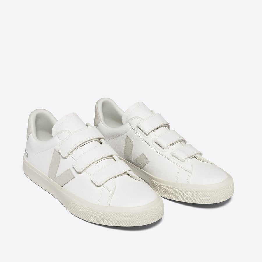 VEJA TENIS DAMA