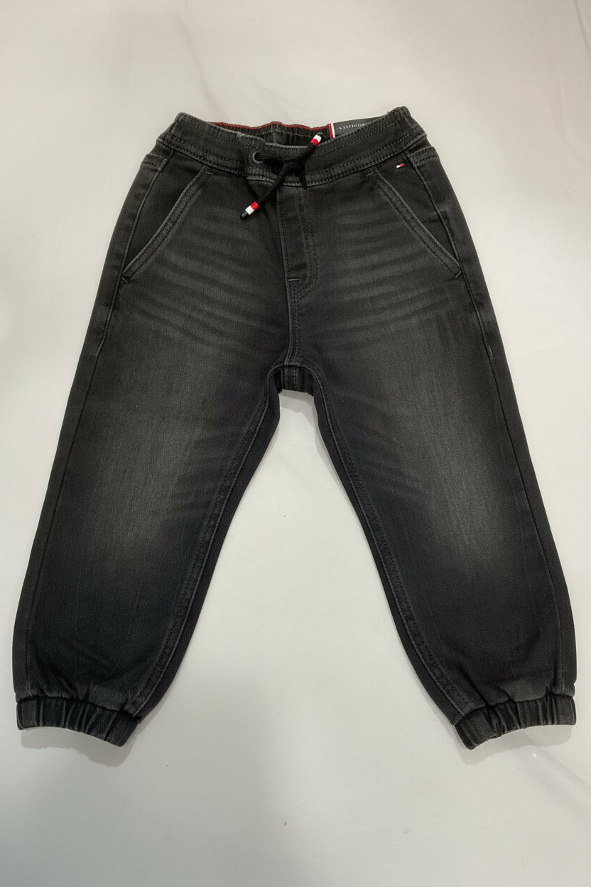 TOMMY HILFIGER JEANS NIÑO