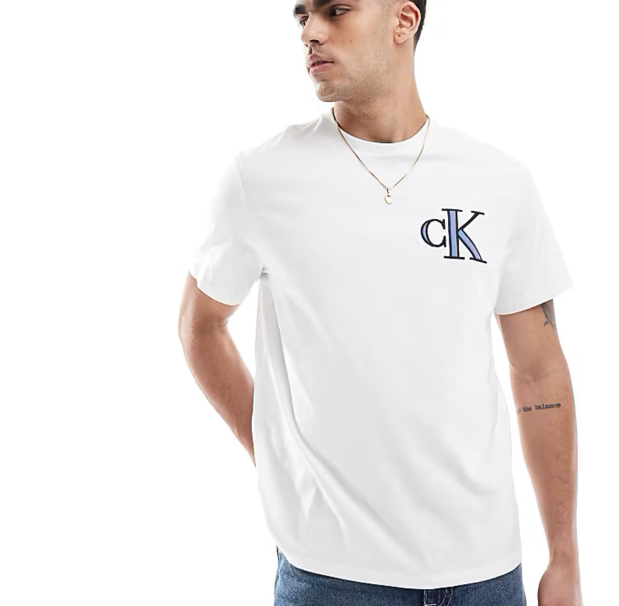 CALVIN KLEIN CAMISETA