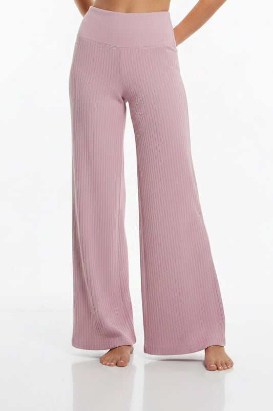 PINK LEGGINGS