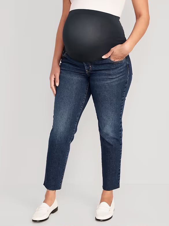OLD NAVY 
STRAIGHT SHORT
