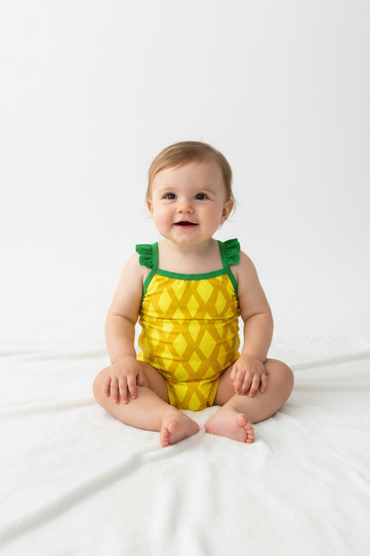 OLD NAVY TRAJE DE BAÑO DE BEBÉ NIÑA