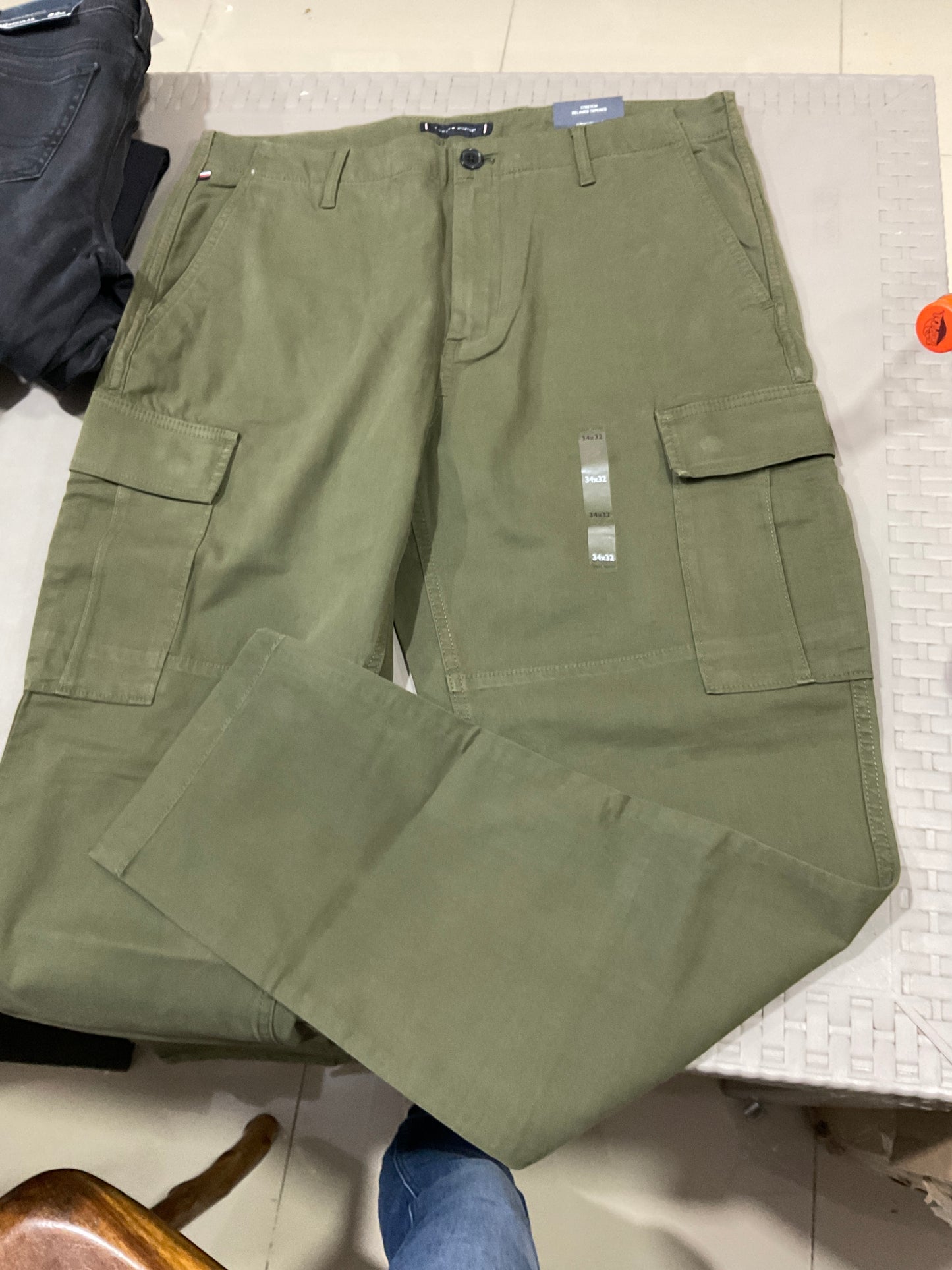 TOMMY HILFIGER PANTALON CARGO HOMBRE