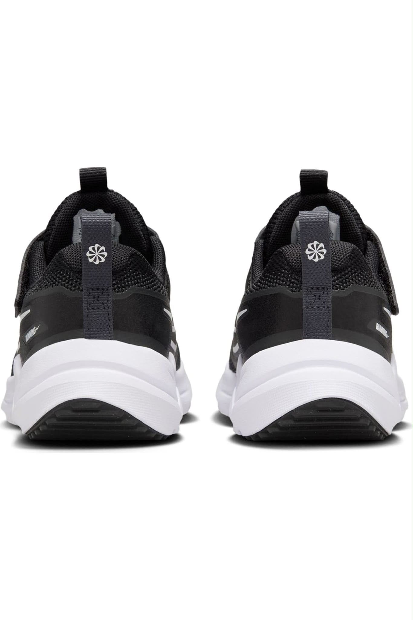 NIKE CÓSMIC RUNNER