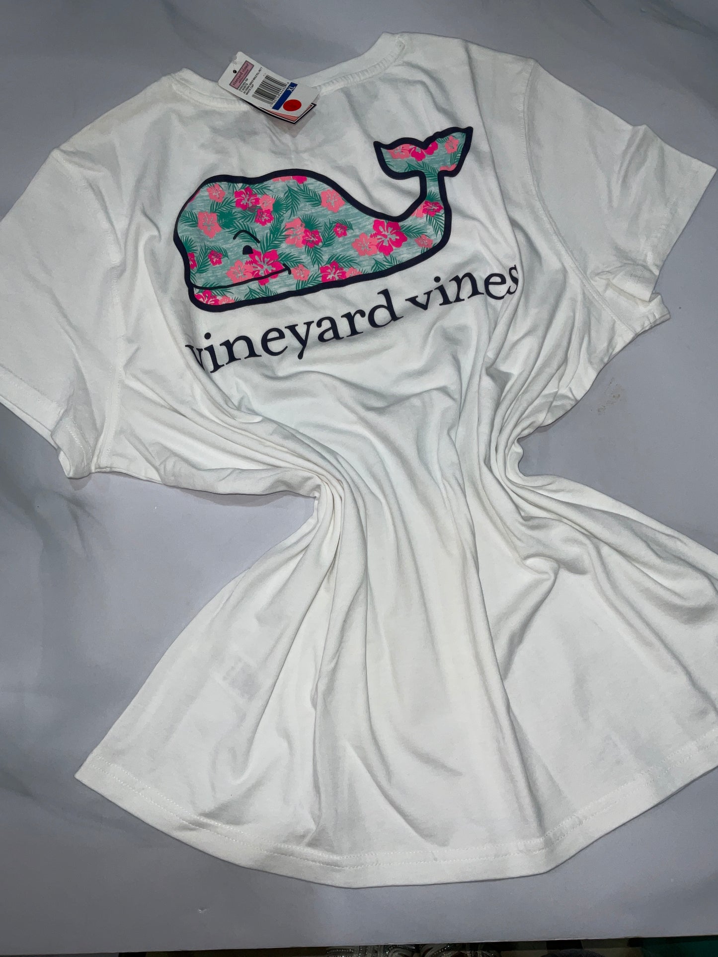 VINEYARD VINES