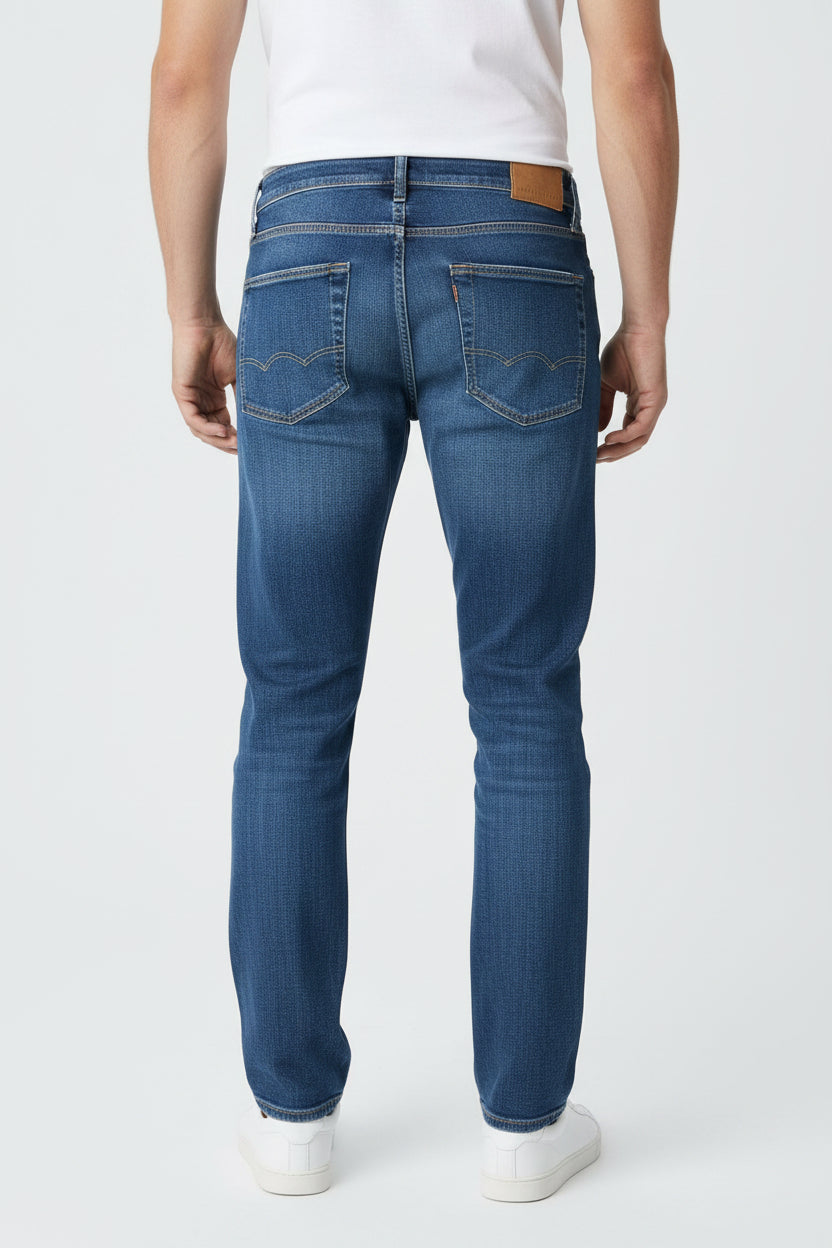 AMERICAN EAGLE STRAIGTH JEANS DE HOMBRE