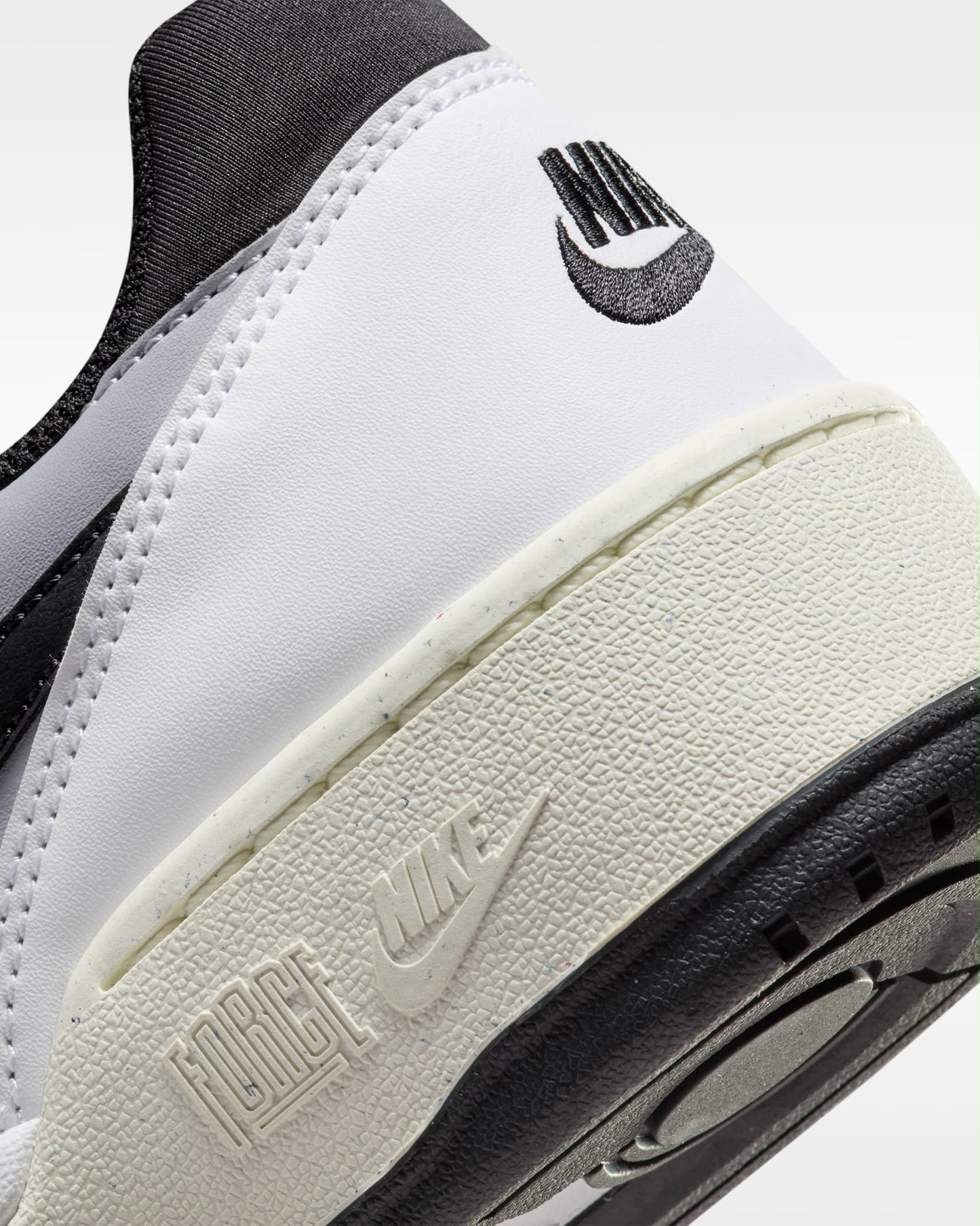 NIKE FULL FORCÉ TENIS