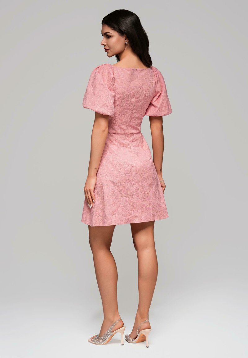 CITY STUDIO VESTIDO