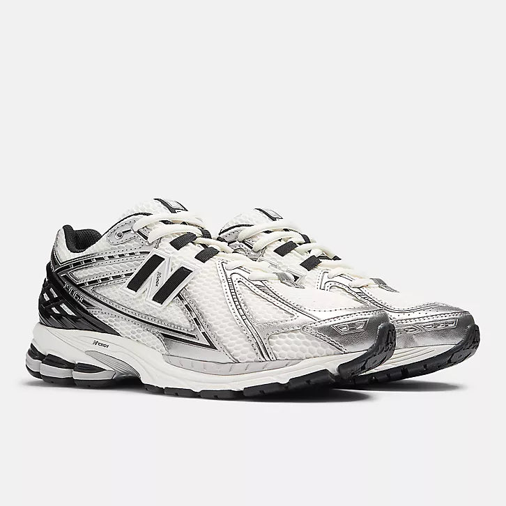 NEW BALANCE 1906R