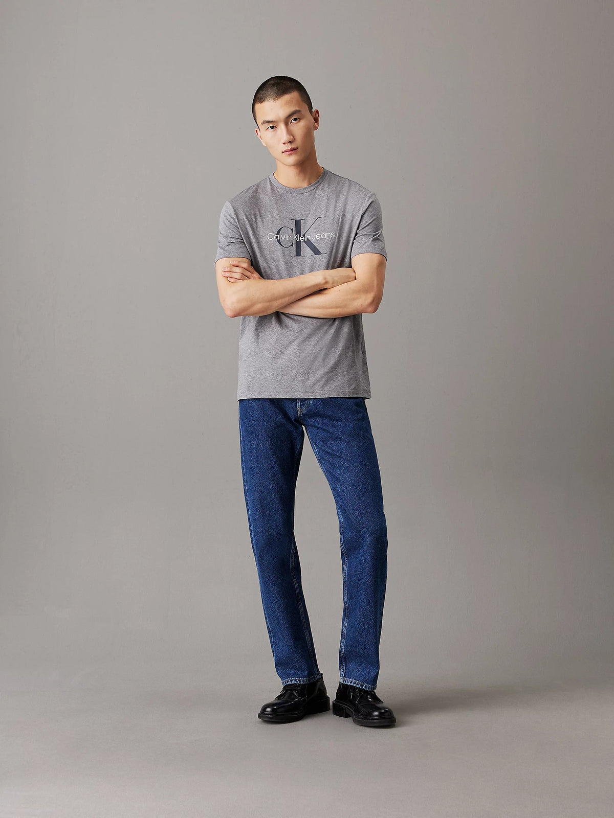 CALVIN KLEIN CAMISETA