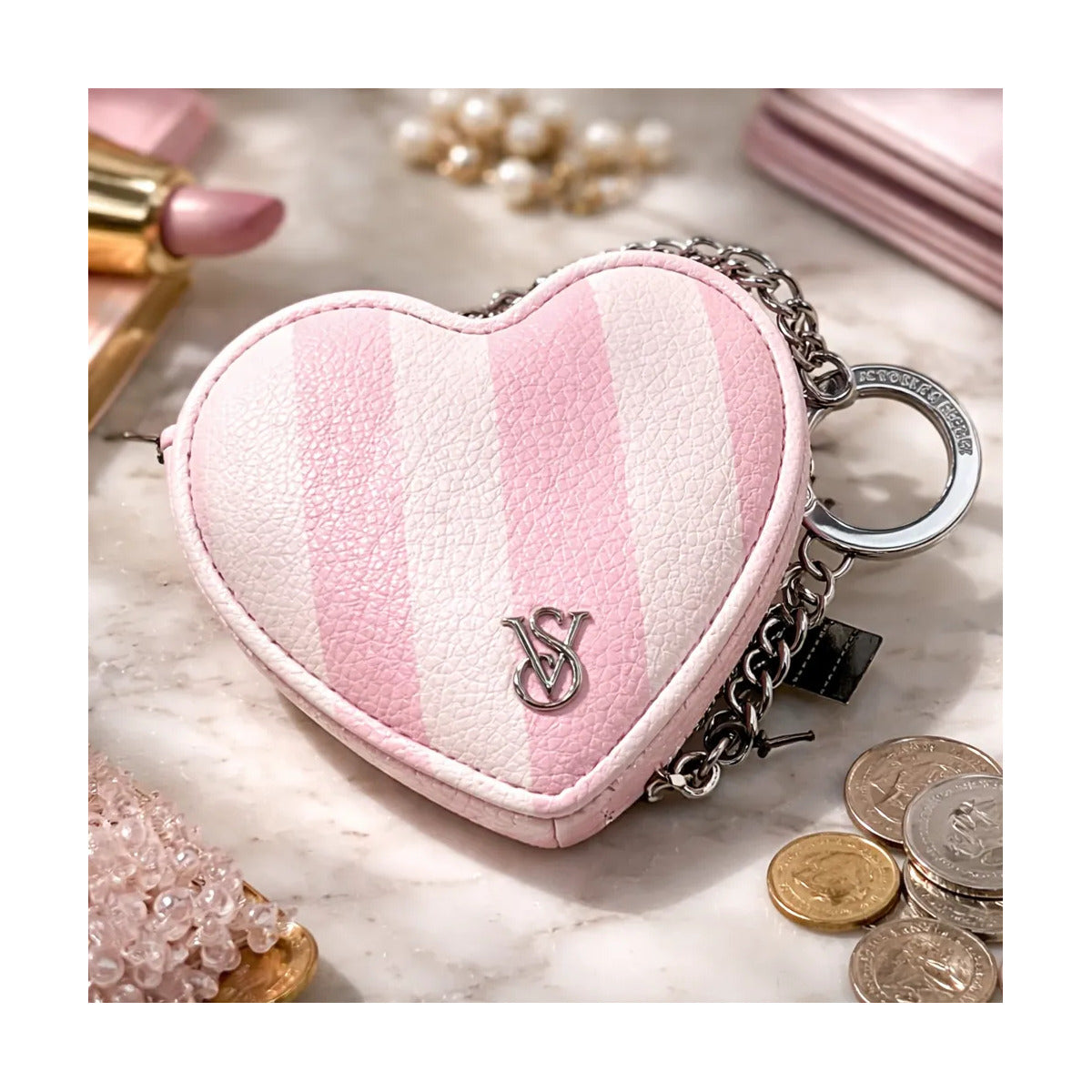 VICTORIAS SECRET MONEDERO MINI CORAZÓN