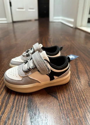 Tenis oshkosh