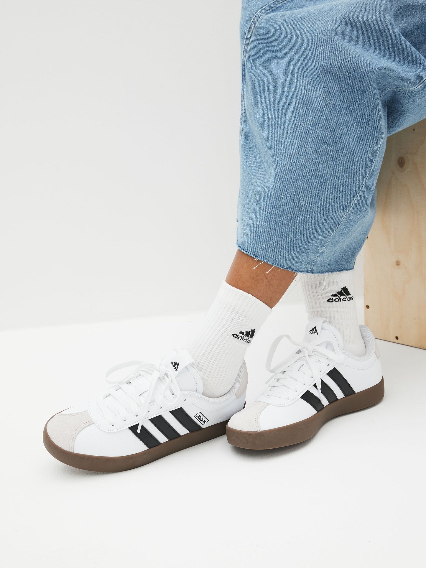 TENIS ADIDAS